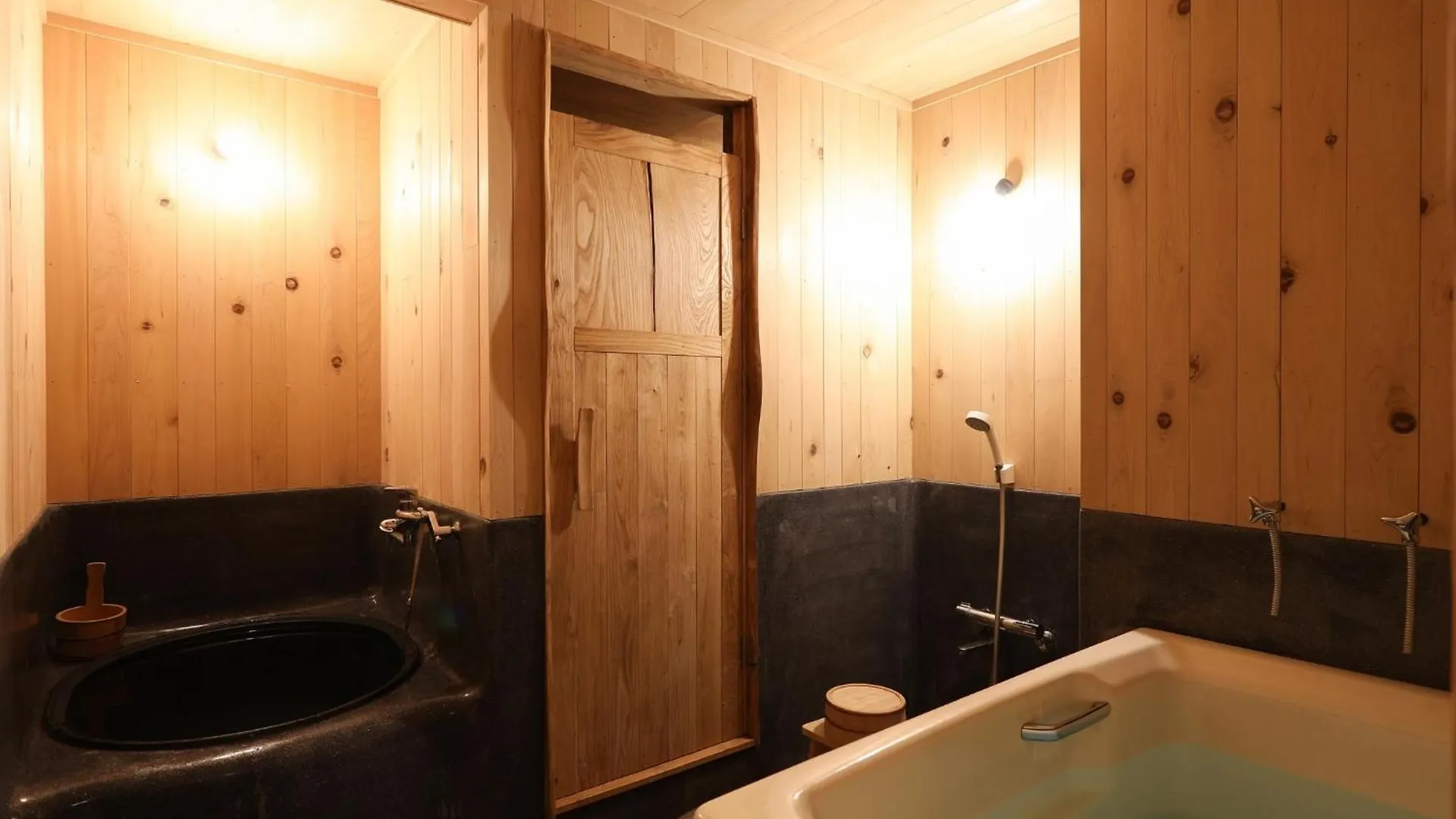 Ronenai Base - Vacation Stay 70574V Higashikagura